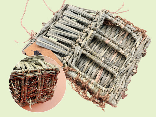 Chewable hay feeder for small - for,